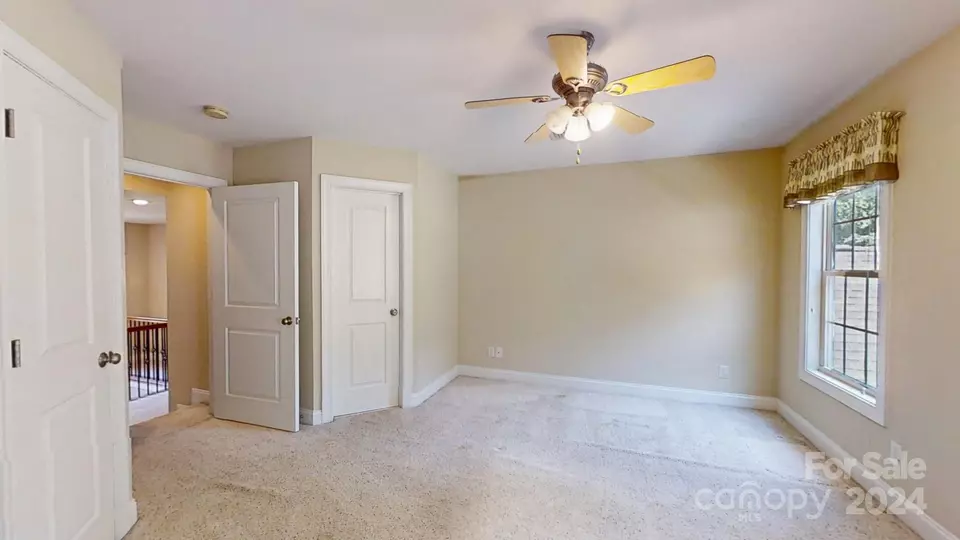  930 25th Avenue Nw Dr NW, Hickory, NC 28601 photo 22