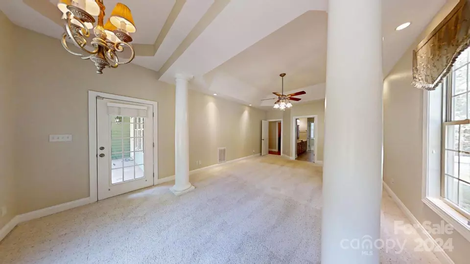  930 25th Avenue Nw Dr NW, Hickory, NC 28601 photo 13