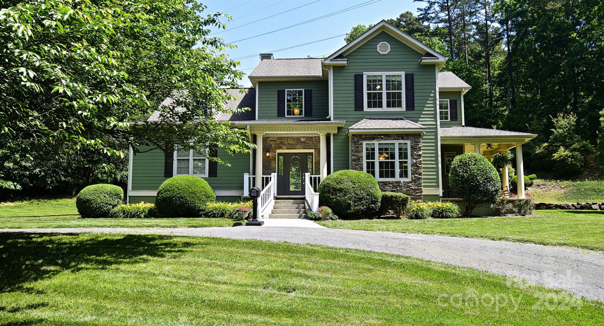 930 25th Avenue Nw Dr NW  