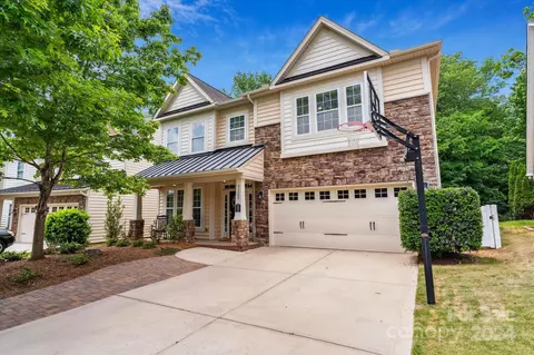 9122 Ardrey Woods Dr, Charlotte, NC 28277