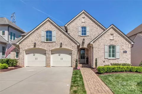 9117 Robbins Preserve Rd, Cornelius, NC 28031