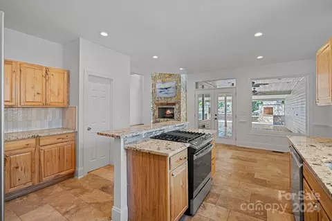 5555 Riverfront Rd, Clover, SC 29710 photo 5