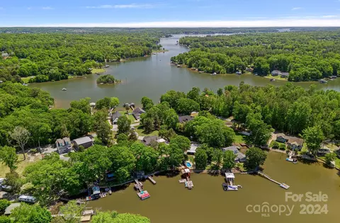 5555 Riverfront Rd, Clover, SC 29710 photo 41