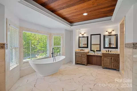 5555 Riverfront Rd, Clover, SC 29710 photo 17