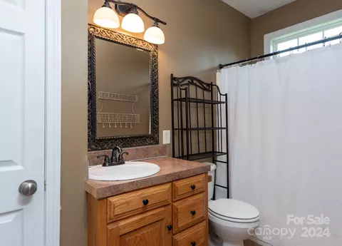 Bath - 2722 Hallman Dr, Crouse, NC 28033 photo 1 of 1