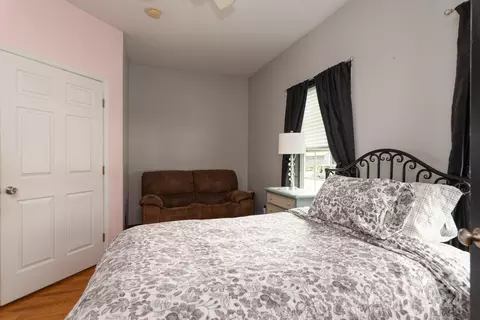 Bedroom - 2722 Hallman Dr, Crouse, NC 28033 photo 2 of 2