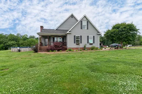Exterior - 2722 Hallman Dr, Crouse, NC 28033 photo 2 of 6