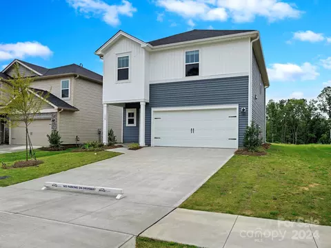 130 Bird Dog 128 Dr #128, Mooresville, NC 28115