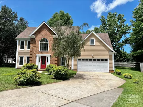 3502 Twelvestone Ct, Charlotte, NC 28269