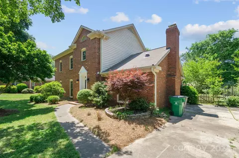 4707 Carberry Ct, Charlotte, NC 28226