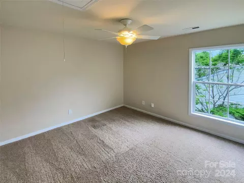 6021 Ashebrook Dr, Concord, NC 28025 photo 3