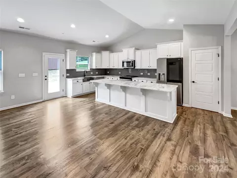 1502 Rye Rd, Mount Holly, NC 28120 photo 12