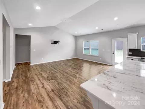 1502 Rye Rd, Mount Holly, NC 28120 photo 4