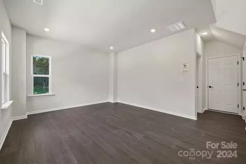 Other - 723 Carr Pl, Davidson, NC 28036 photo 1 of 10