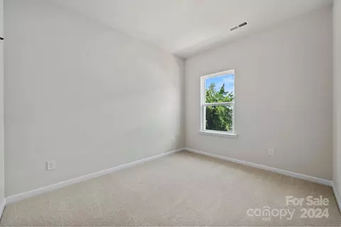 Bedroom - 723 Carr Pl, Davidson, NC 28036 photo 2 of 5
