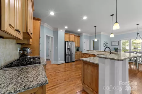 Kitchen - 6314 Fox Chase Dr, Davidson, NC 28036 photo 4 of 4