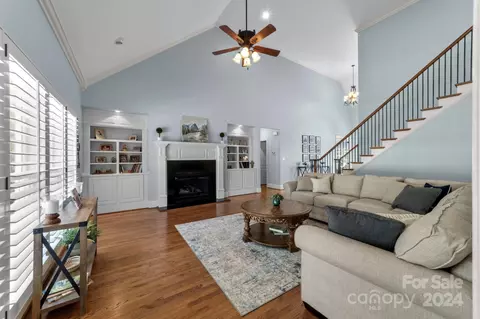 Living - 6314 Fox Chase Dr, Davidson, NC 28036 photo 1 of 4