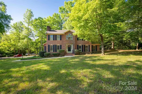 1001 Forest Dr, Lancaster, SC 29720