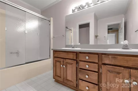 Bath - 1001 Forest Dr, Lancaster, SC 29720 photo 1 of 3