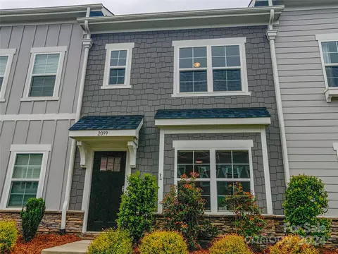 2099 Grey Rock Ln, Denver, NC 28037