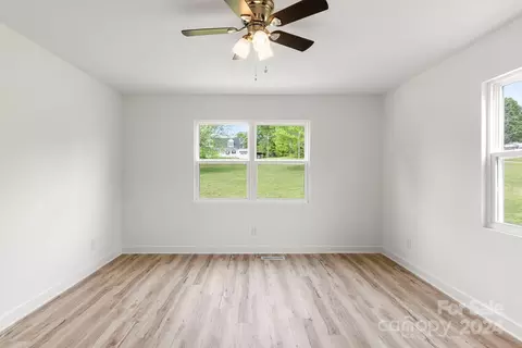 4782 Lee Cline Rd, Conover, NC 28613 photo 18