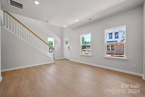 703 Carr Pl, Davidson, NC 28036 photo 6
