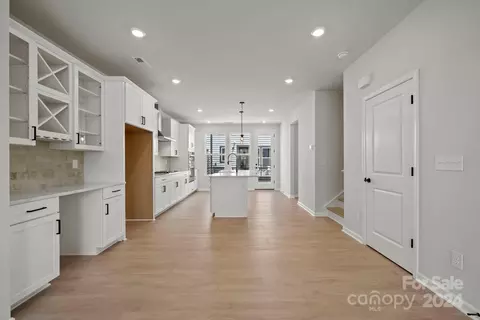 703 Carr Pl, Davidson, NC 28036 photo 11