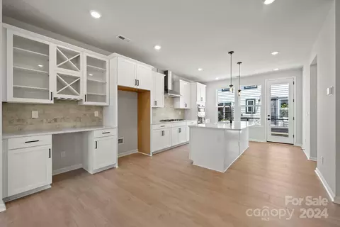 703 Carr Pl, Davidson, NC 28036 photo 13