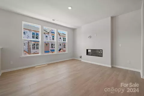 703 Carr Pl, Davidson, NC 28036 photo 9