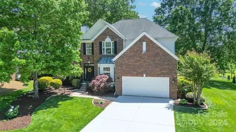 15928 Hollingbourne Rd, Huntersville, NC 28078