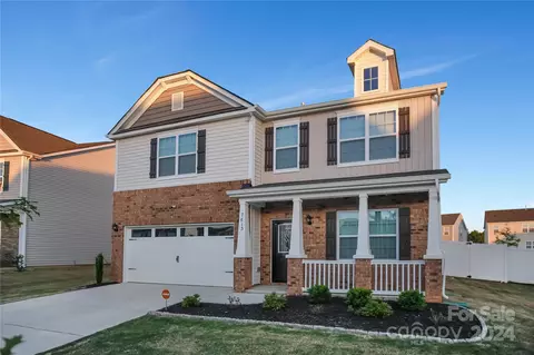 7613 Nolen Farm Dr, Gastonia, NC 28056