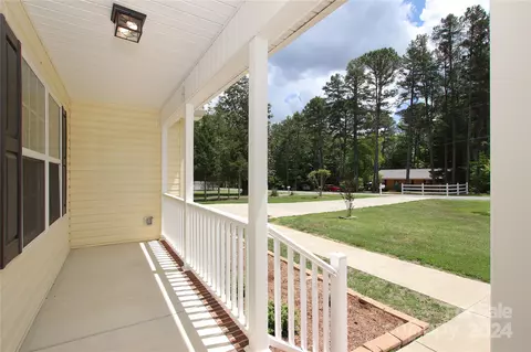 189 Floyd St, Denton, NC 27239 photo 8