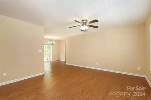 189 Floyd St, Denton, NC 27239 photo 10