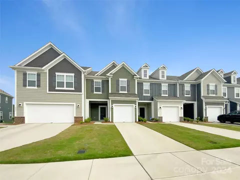 2863 Yeager Dr, Concord, NC 28027