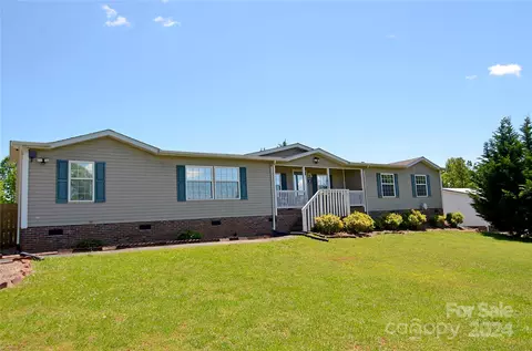 2768 Dysartsville Rd, Nebo, NC 28761