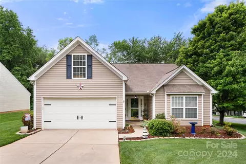 1602 Eagle Lake Dr, Fort Mill, SC 29707