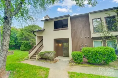 7217 Winery Ln, Charlotte, NC 28227