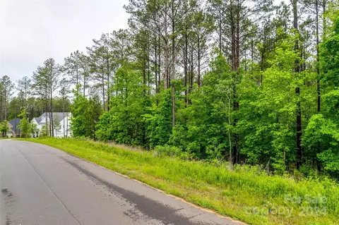3203 Sherman Dr, Lancaster, SC 29720