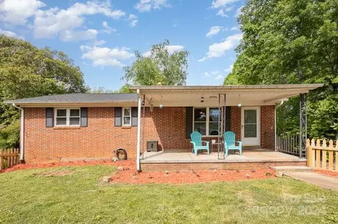 1508 N Deal Ave, Newton, NC 28658