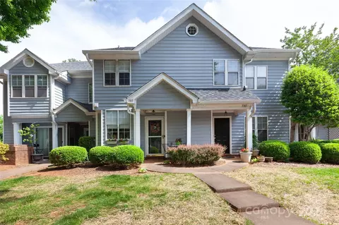 5303 Amity Springs Dr, Charlotte, NC 28212