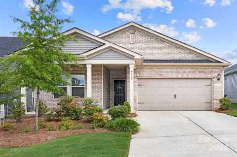4007 Honey Locust Dr, Charlotte, NC 28215