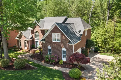 1418 Reverdy Oaks Dr, Matthews, NC 28105