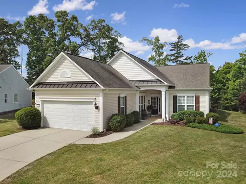 2113 Kennedy Dr, Fort Mill, SC 29707