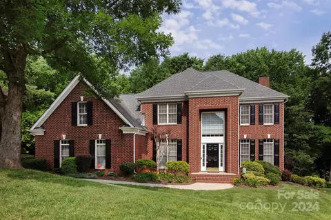 1408 Bershire Ln, Charlotte, NC 28262