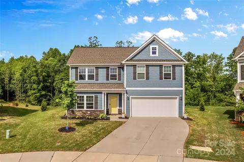 116 Chip Shot Ct, Statesville, NC 28677