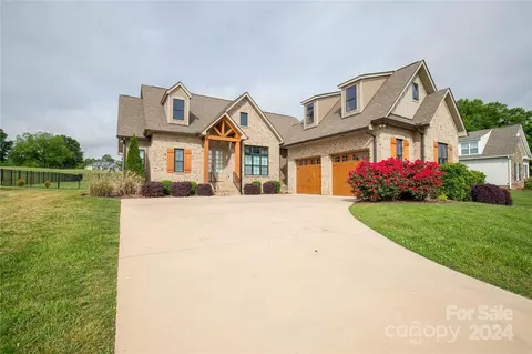 135 Eagles Ter, Shelby, NC 28150