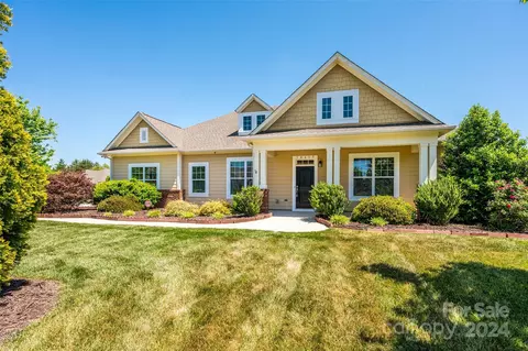 10615 Coronet Ct, Harrisburg, NC 28075
