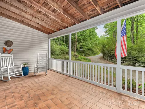 Exterior - 20 Morrison Ln, Saluda, NC 28773 photo 3 of 9
