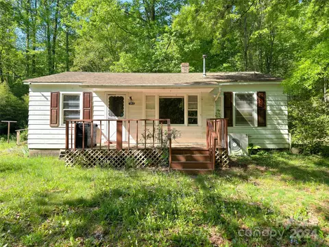 195 Teva Hollow Ln, Taylorsville, NC 28681