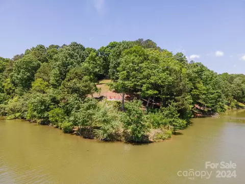 122 Stonecliff Ln, Stony Point, NC 28678